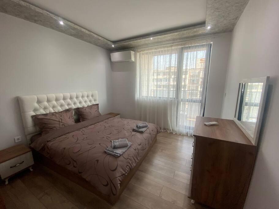 Cozy-1Bd Flat Leilighet Plovdiv Eksteriør bilde